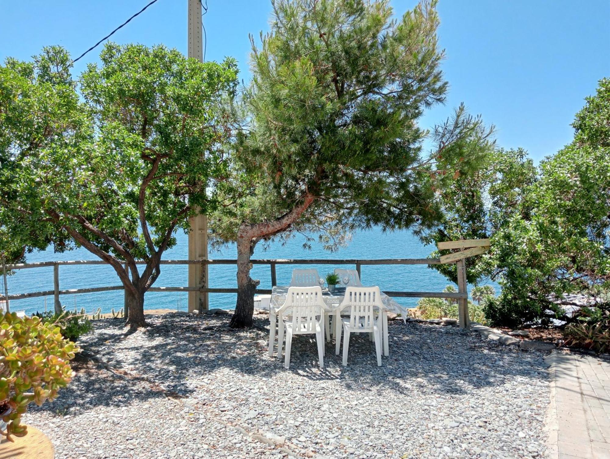 Vistas Al Mar Villa Adra Kültér fotó